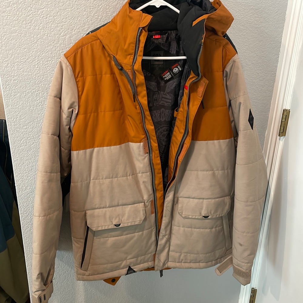 Mens Medium 686 snowboard jacket